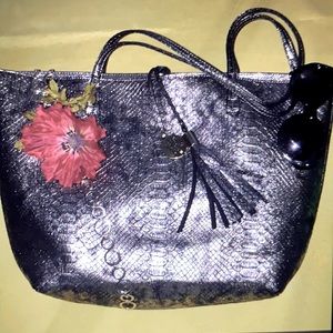 INC Antique Gold 🐍 Snakeskin Tote FROM Macy’s with Tosse, Gold Tag.  Like new!